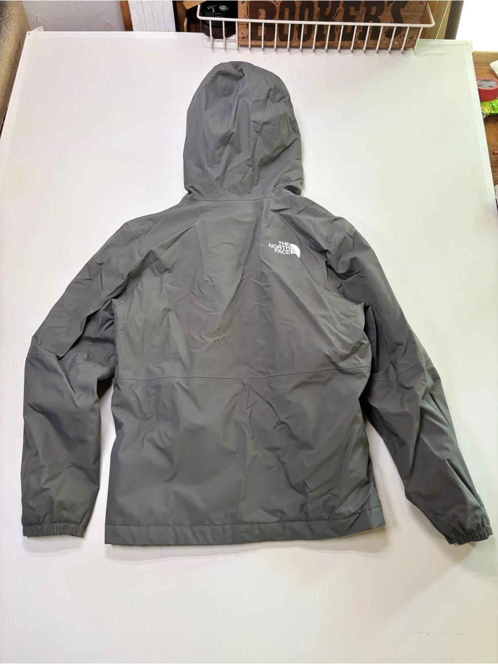 The North Face Boys DryVent Hooded Waterproof Jacket Gray M 10
